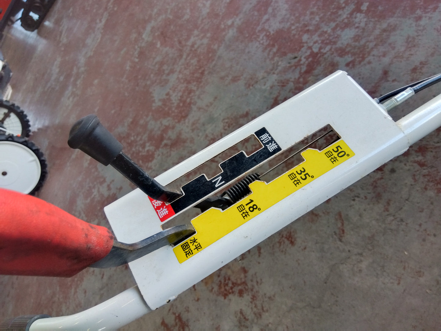 サイトー　中古　畦草刈機　SGC-Q60