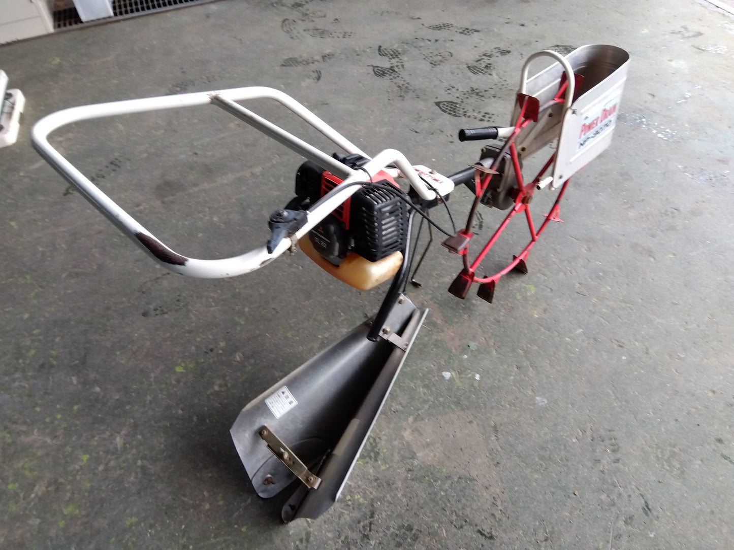 𠮷徳　中古　歩行溝切機　NP-307D