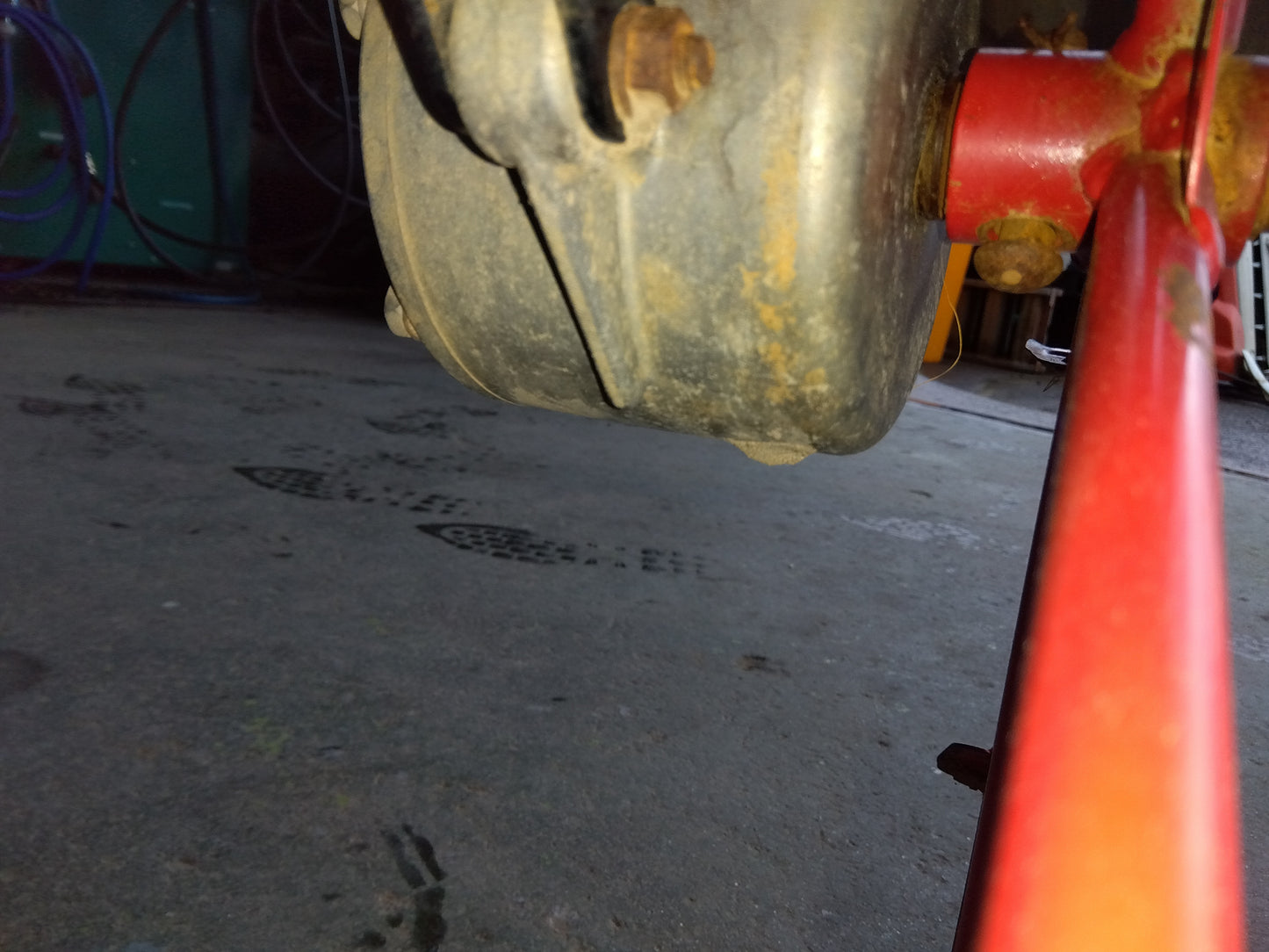 𠮷徳　中古　歩行溝切機　NP-307D