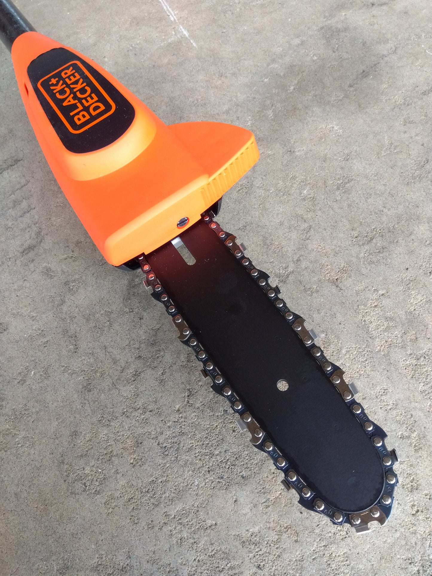 ブラックアンドデッカー 高枝ポールチェンソー