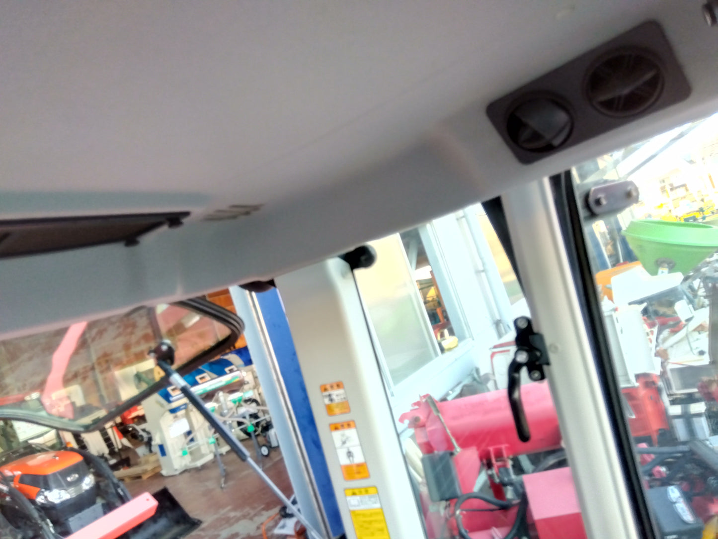 ヤンマー　中古　トラクター+ロータリー+フロントローダー EG334Y