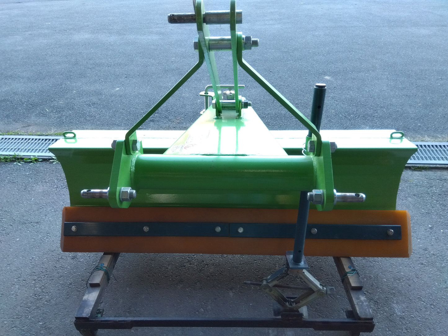 スター　中古　リアグレーダー　MRG1561