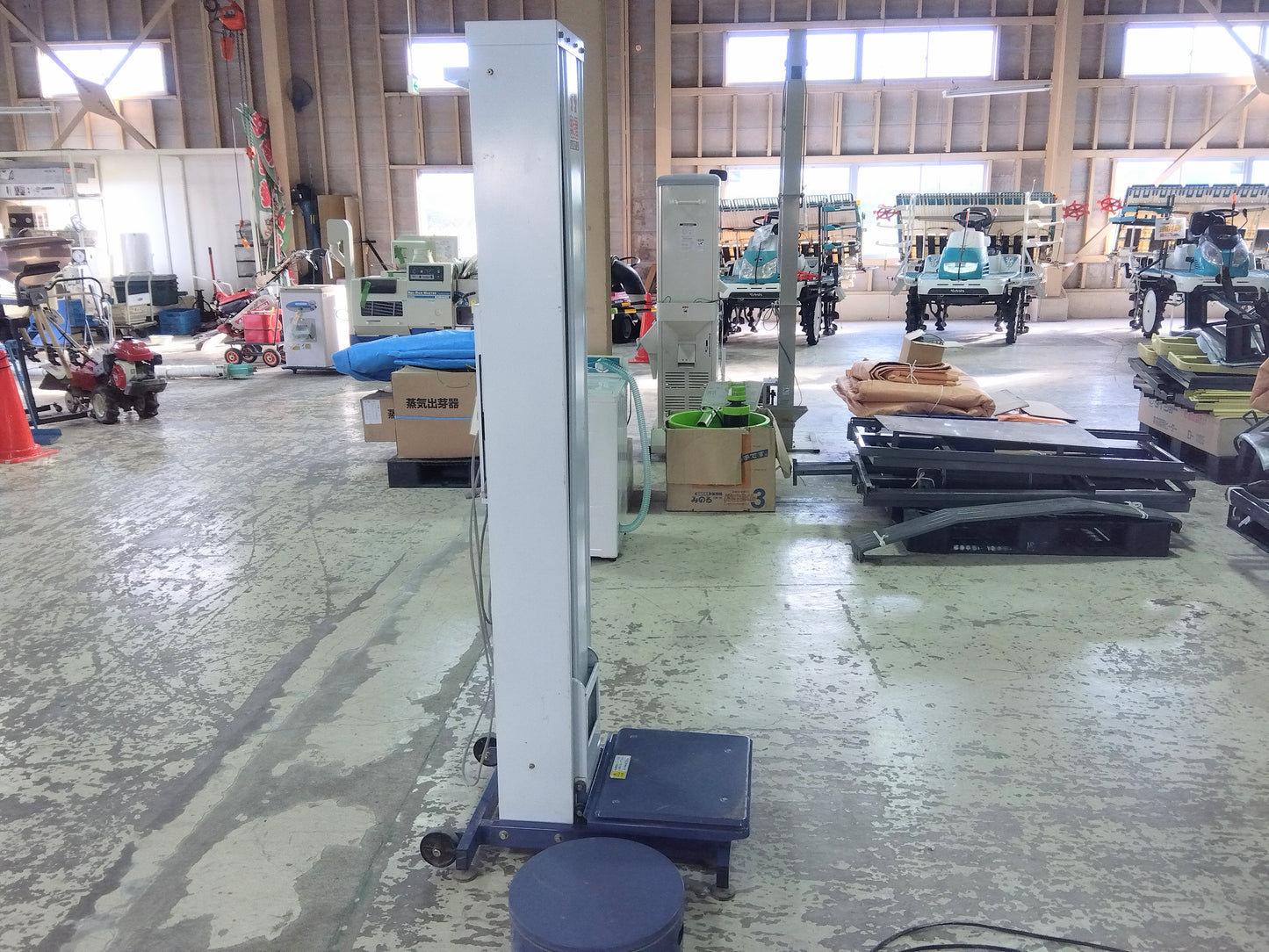 タイガーカワシマ中古米袋昇降機