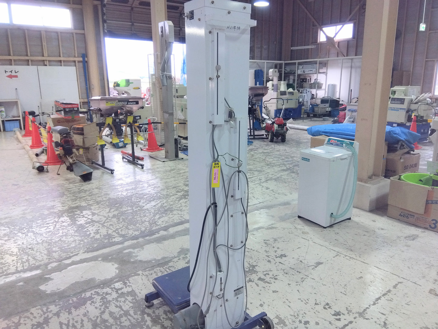 タイガーカワシマ中古米袋昇降機