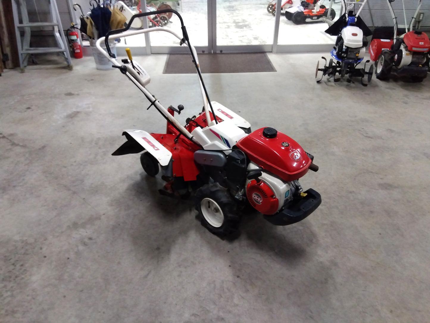 イセキ　管理機　　KCR63-SDU