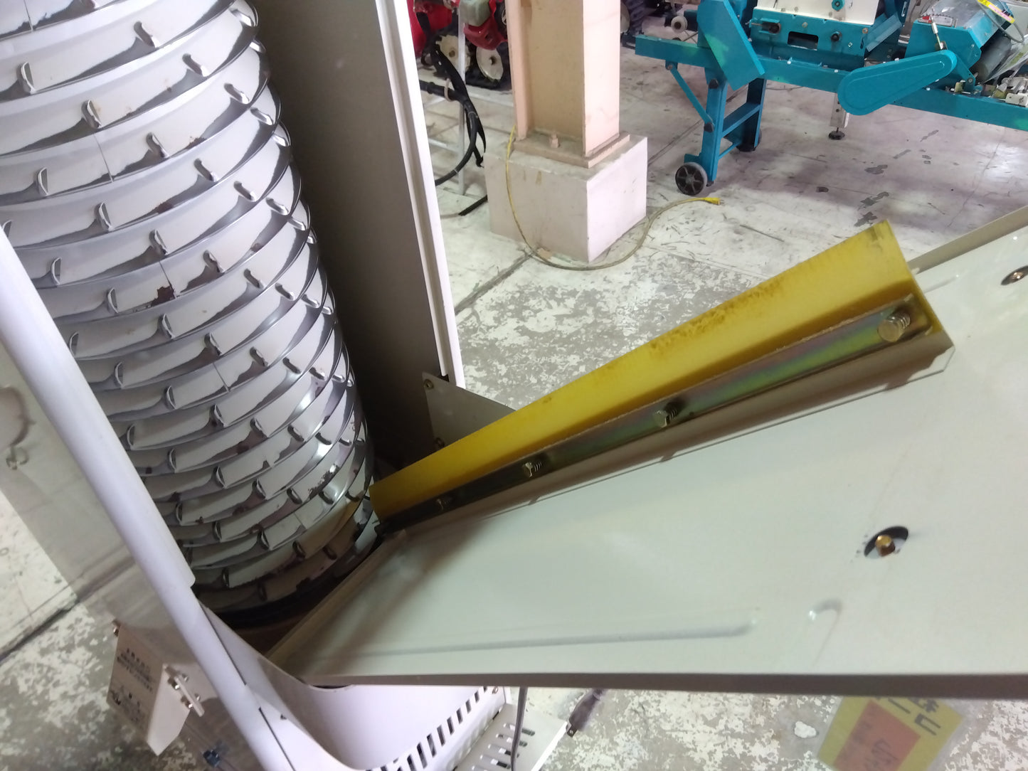 タイガーカワシマ　　選別計量機　NRV-20A