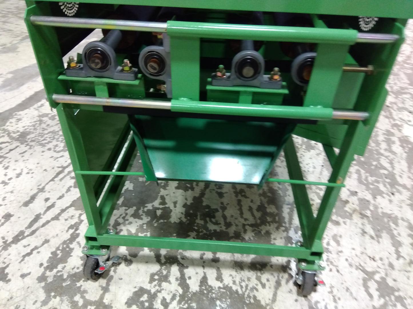 指浪　ミニトマト選果機+磨き機（供給機付き）