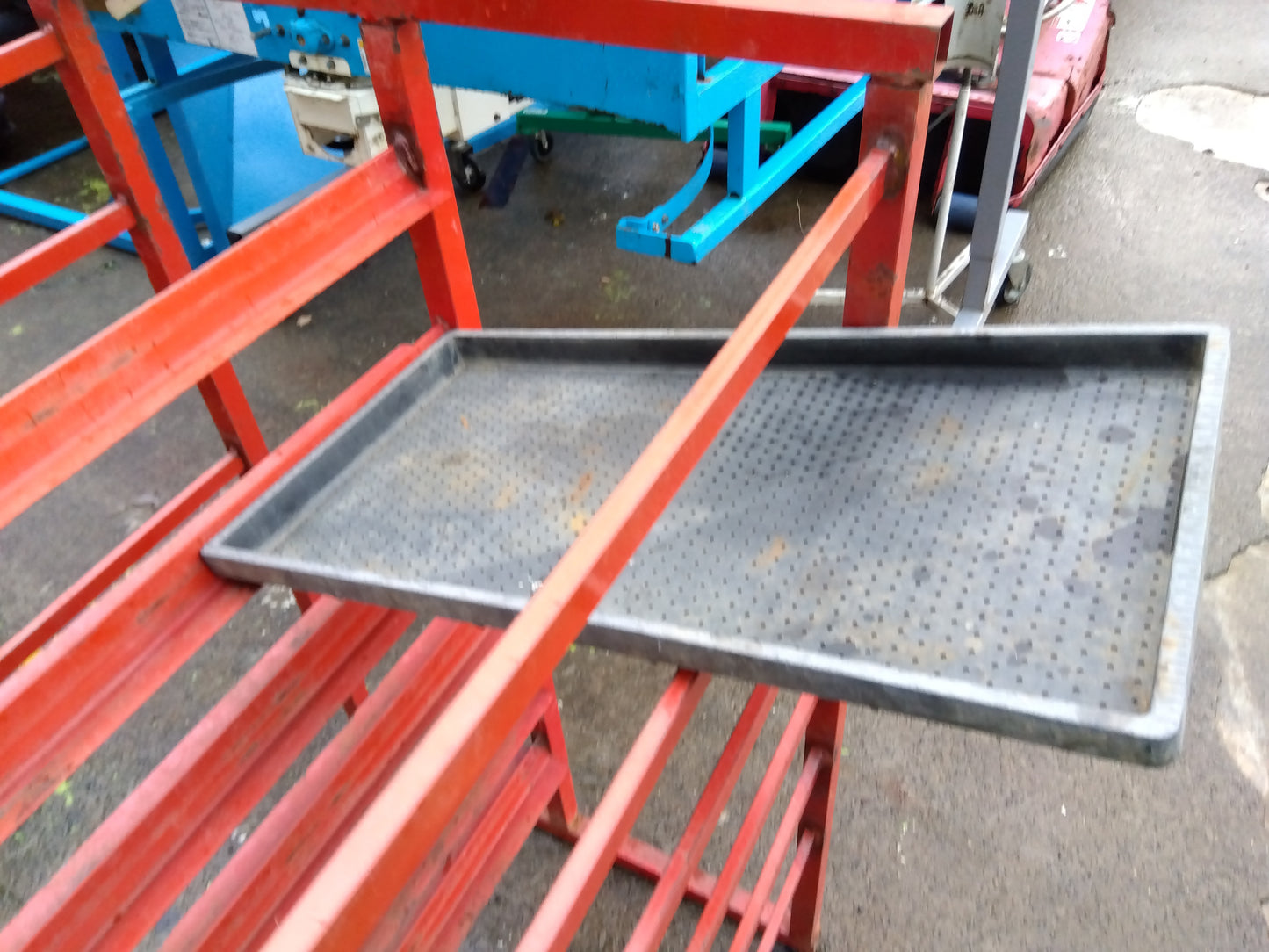 中古　鉄苗コンテナ