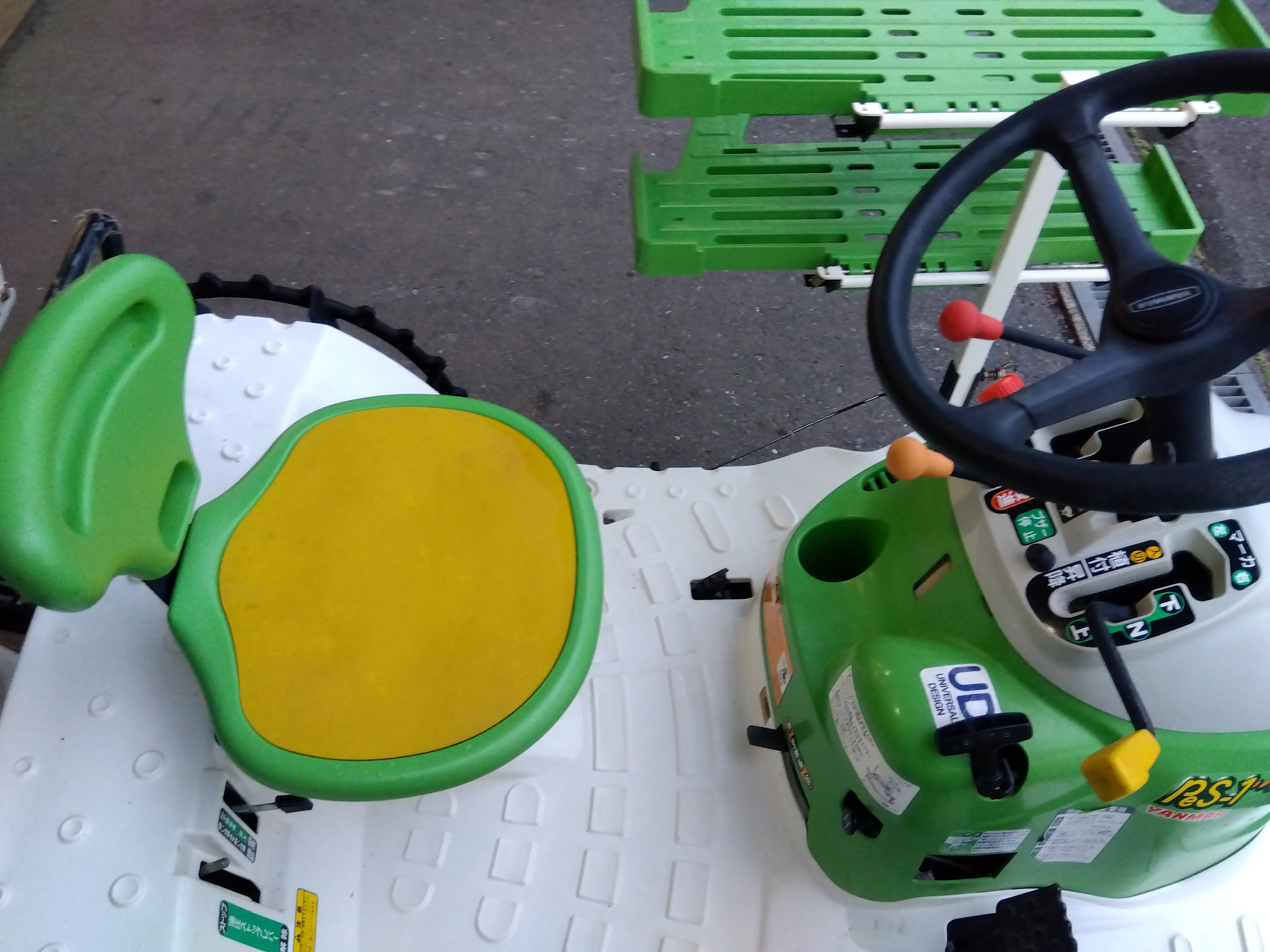 ヤンマー田植え機 PeS-1（中古） ヤンマー中古田植機 PeS-1 – 農キング