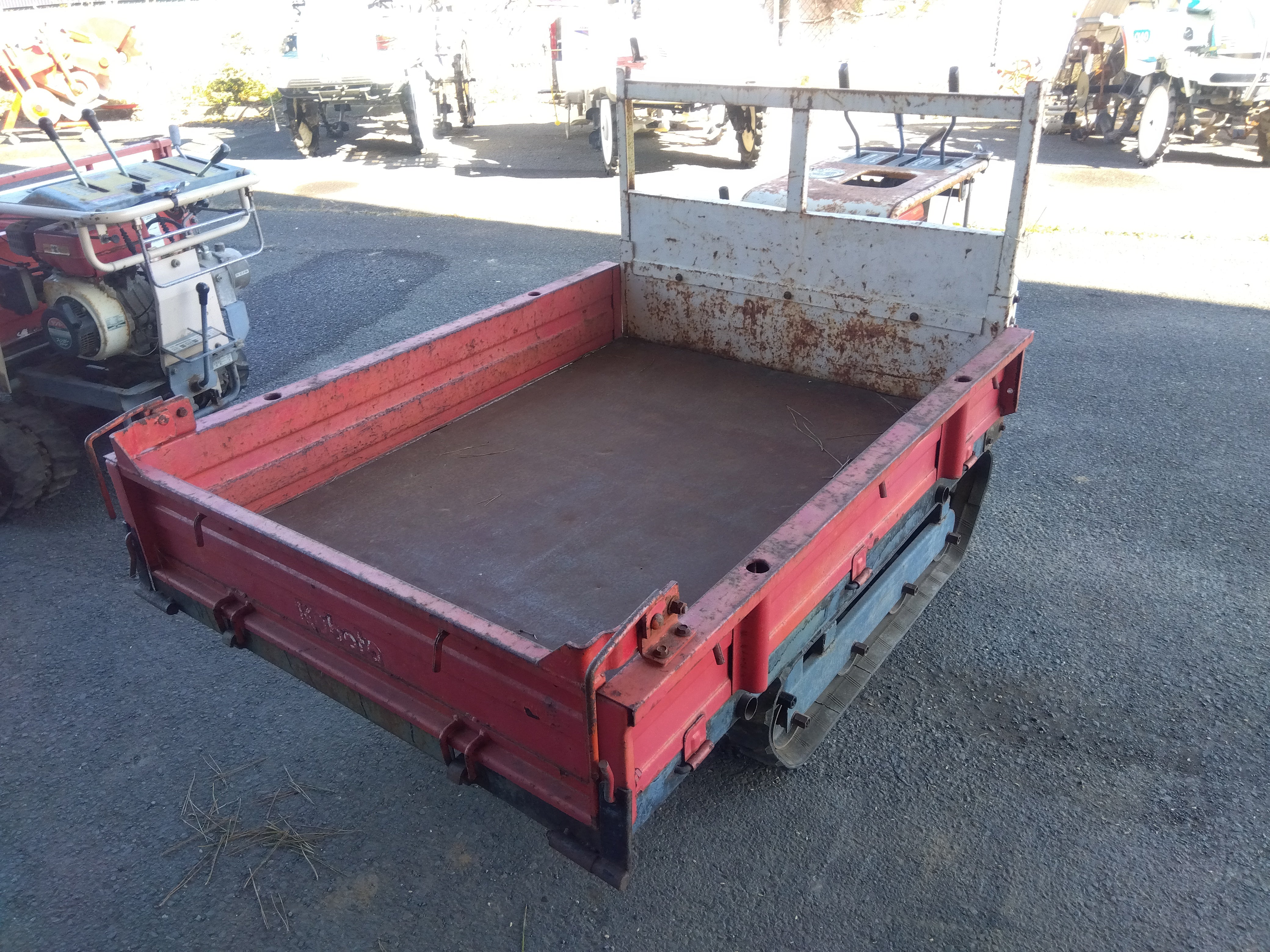 筑水キャニコム 中古運搬車 BFC612 – 農キング