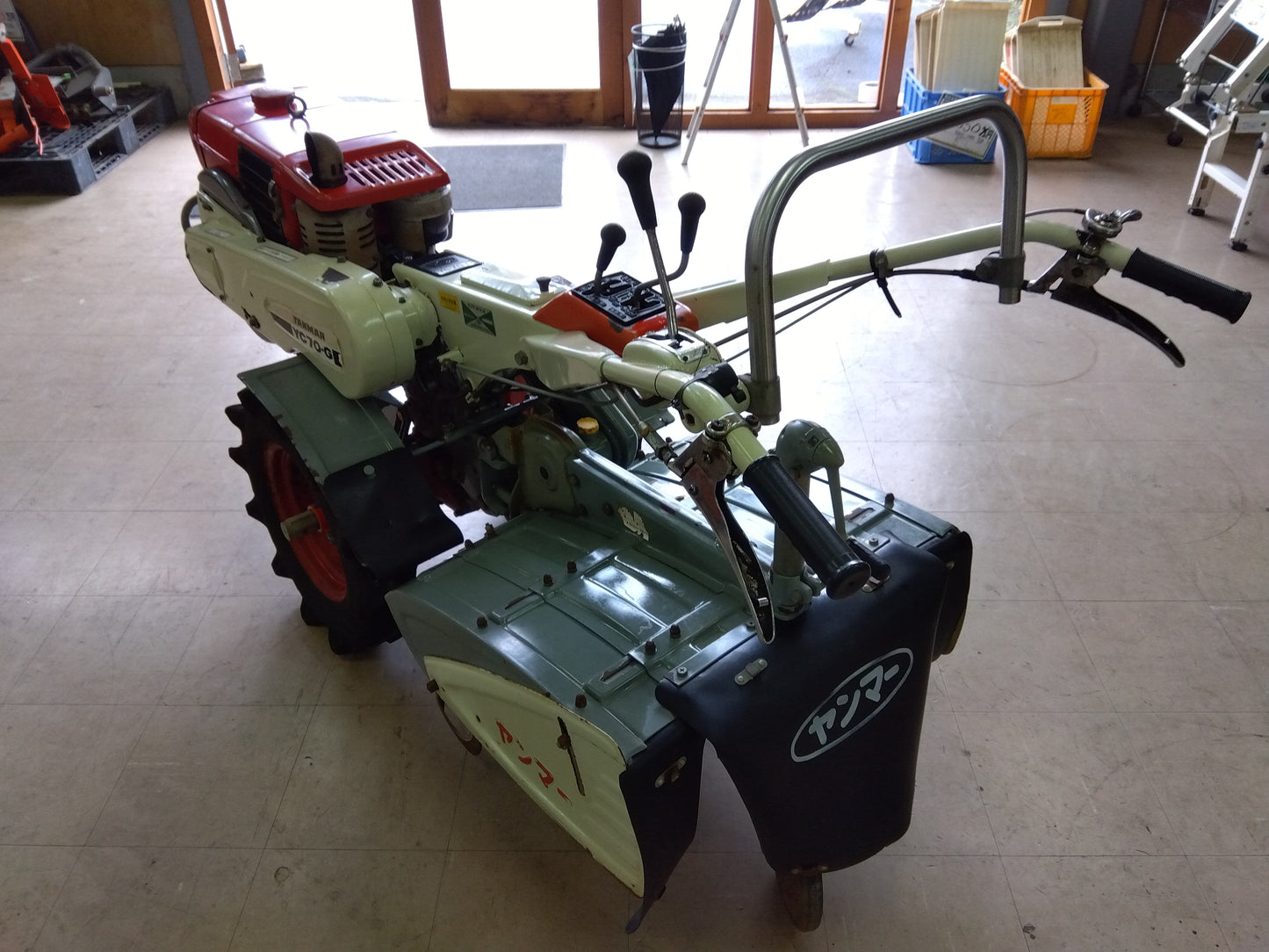 中古　ヤンマー　ディーゼル耕耘機　YC70-G　７馬力