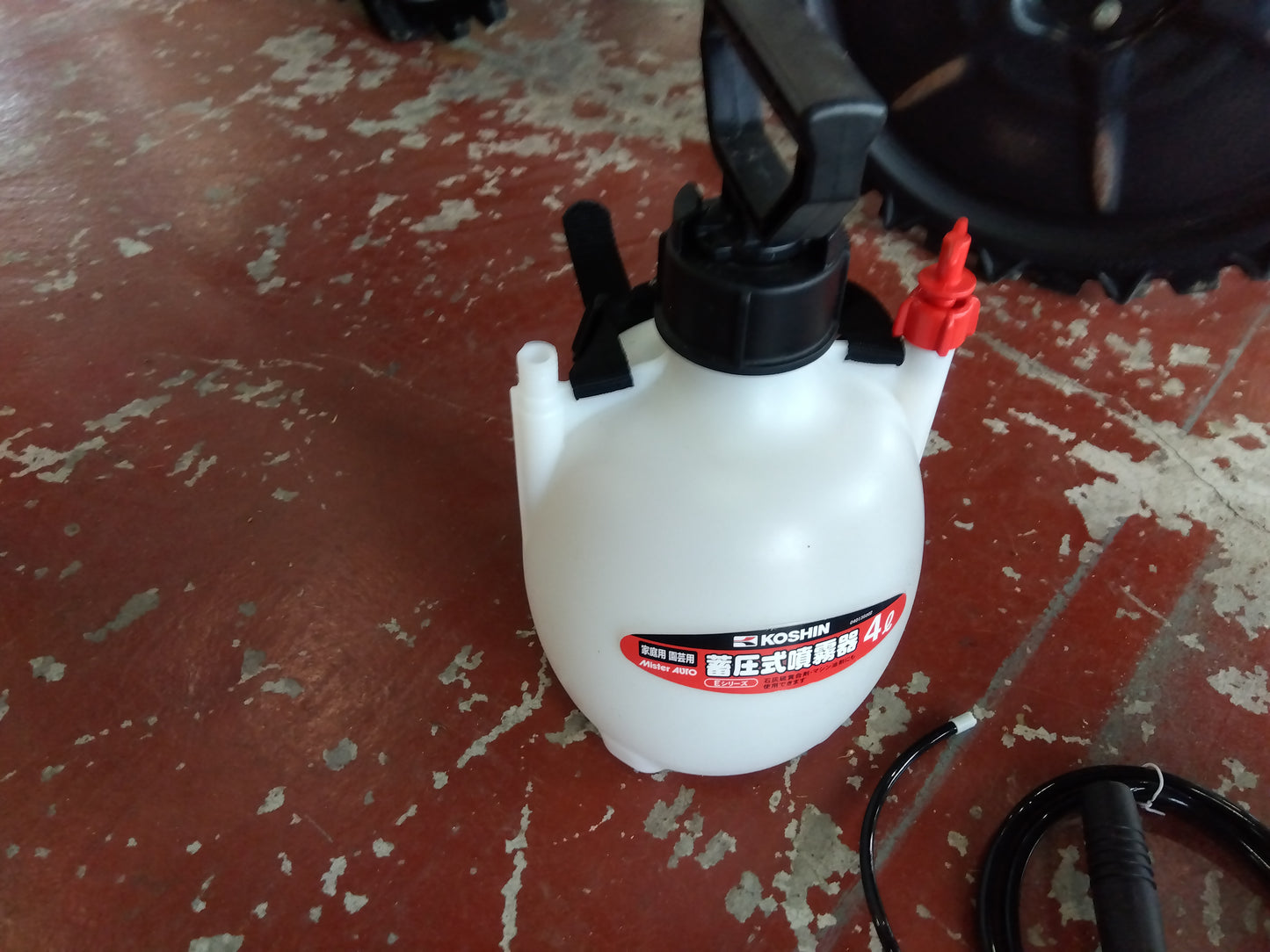 工進中古蓄圧式噴霧器HS-401E