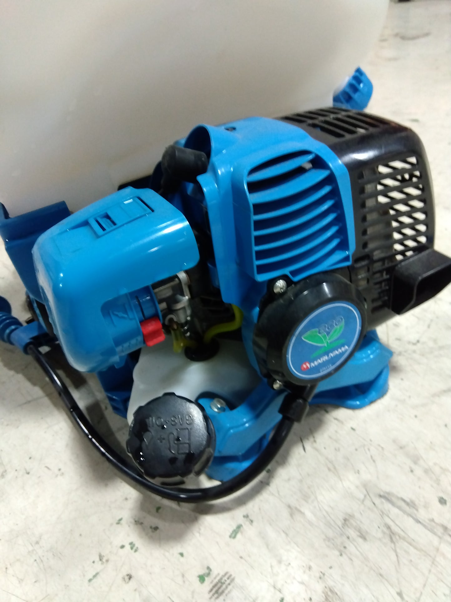 丸山製作所 背負動力噴霧器 霧王