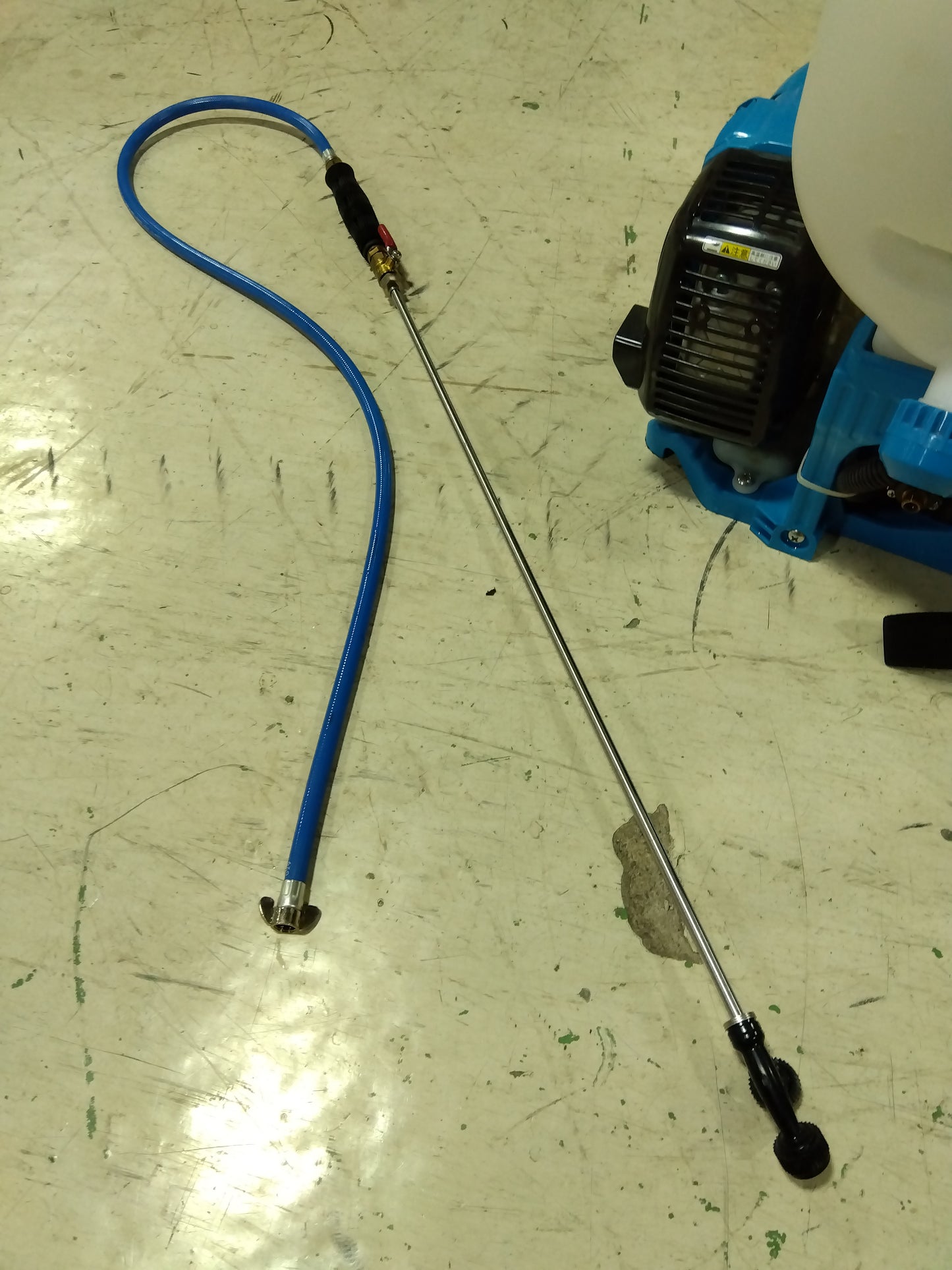 丸山製作所 背負動力噴霧器 霧王