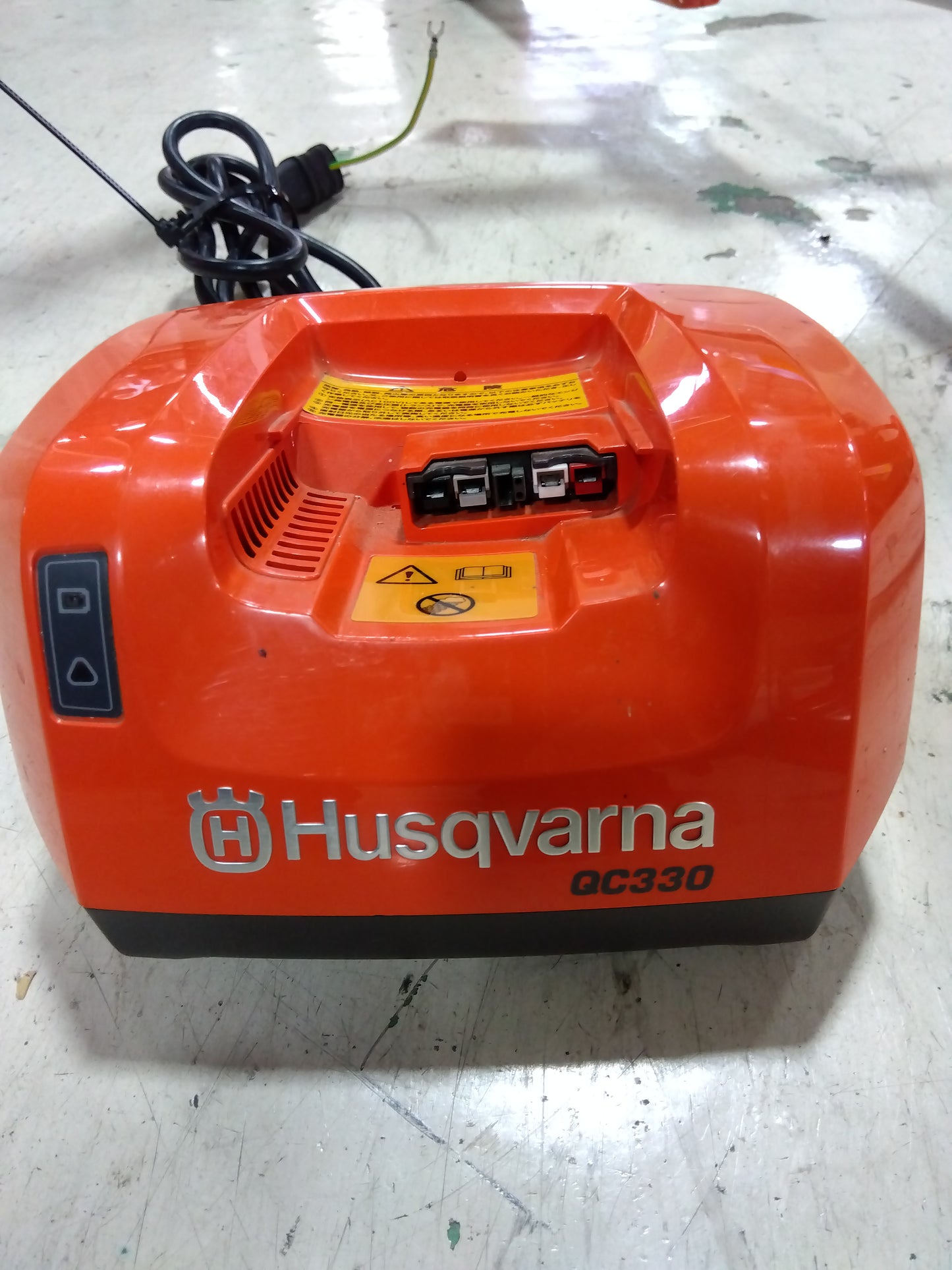 ハスクバーナ バッテリー式 刈払機／チェンソー