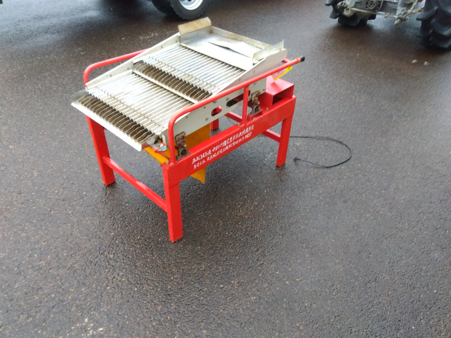 ミツワ　中古枝豆選別機セットGS-4（選別機、選別コンベア、リフトコンベア）