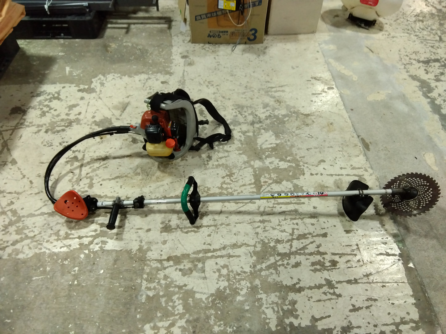 共立　　　中古背負刈払い機　RME2600B