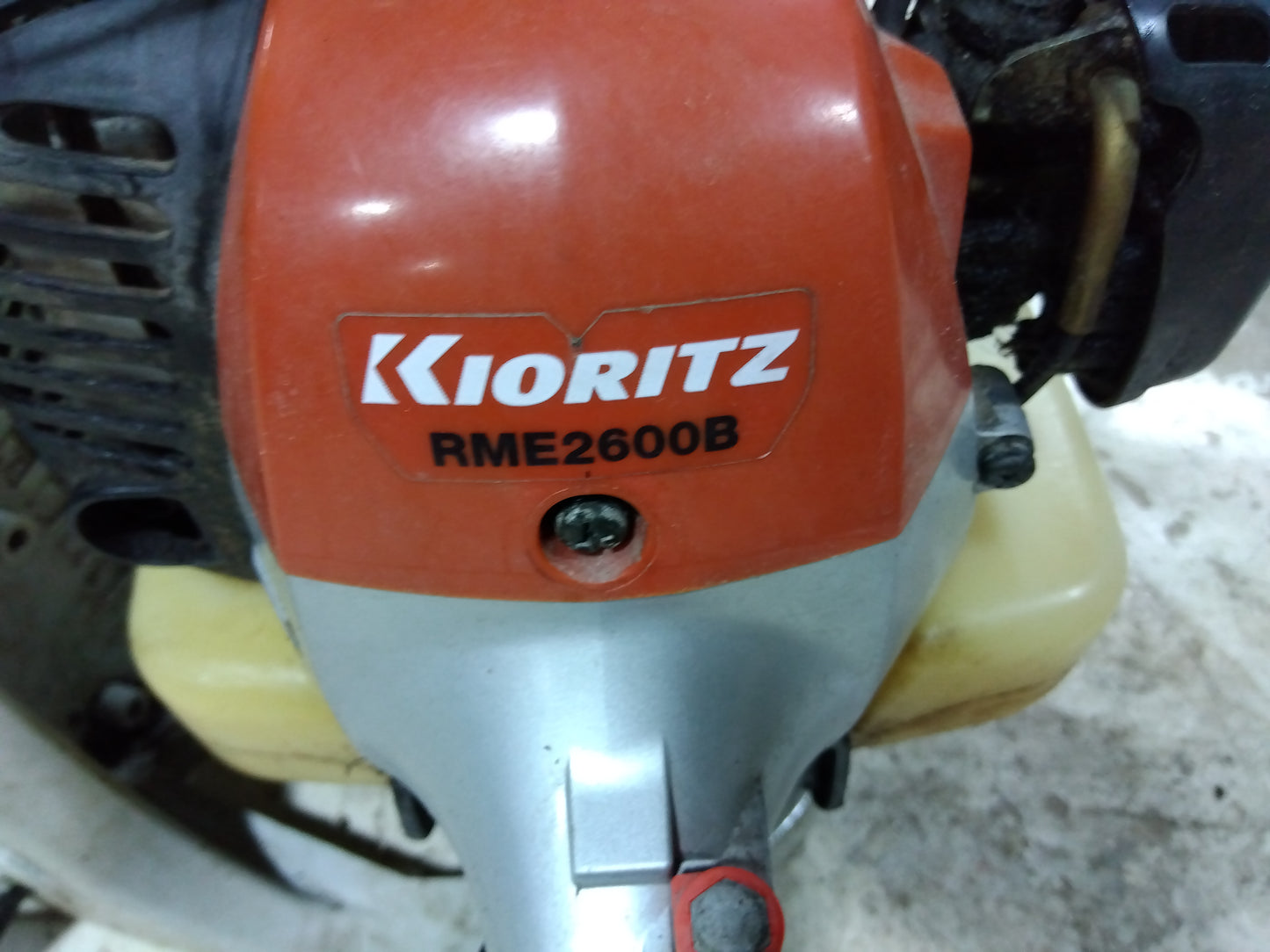 共立　　　中古背負刈払い機　RME2600B