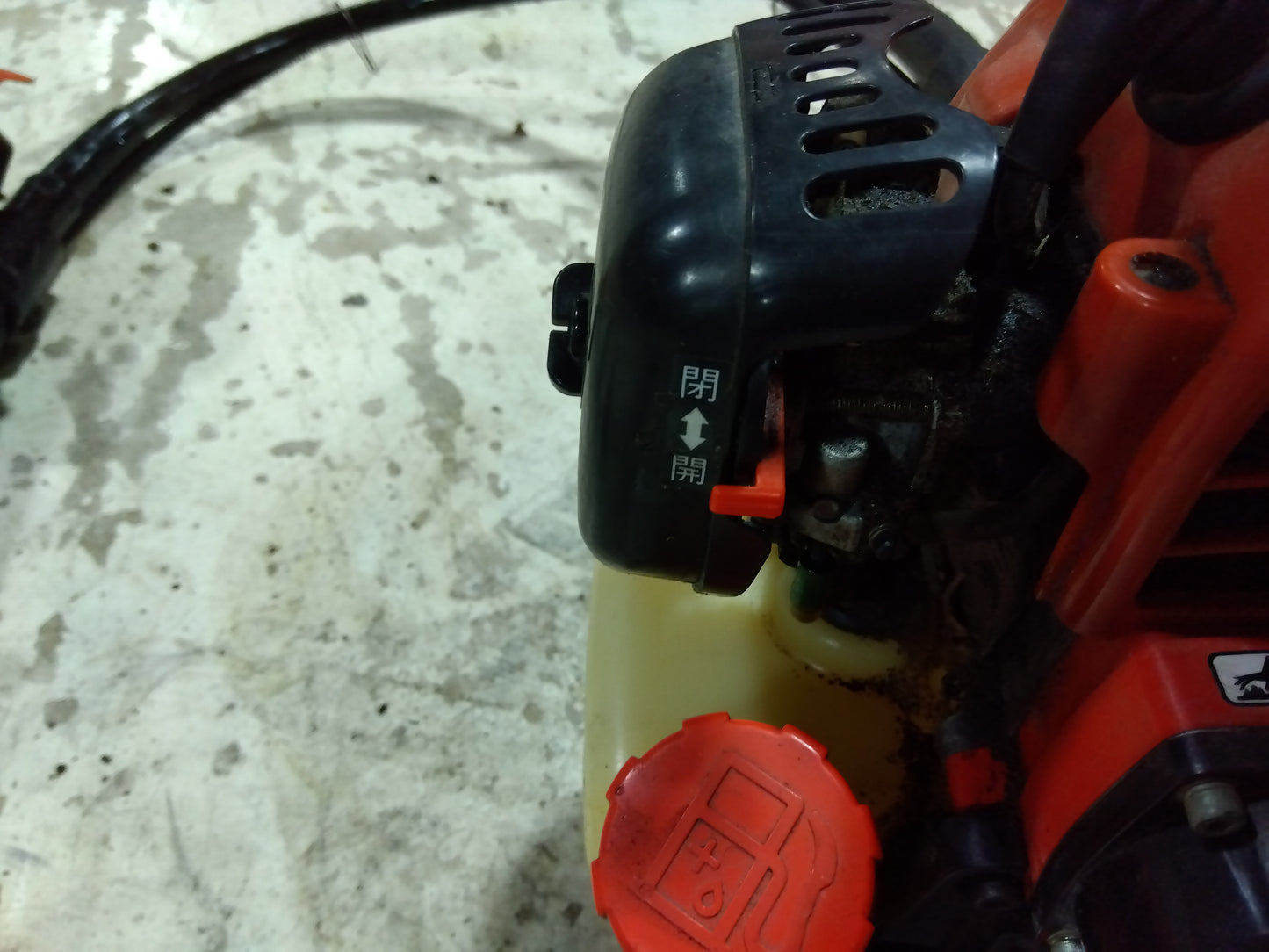 共立　　　中古背負刈払い機　RME2600B