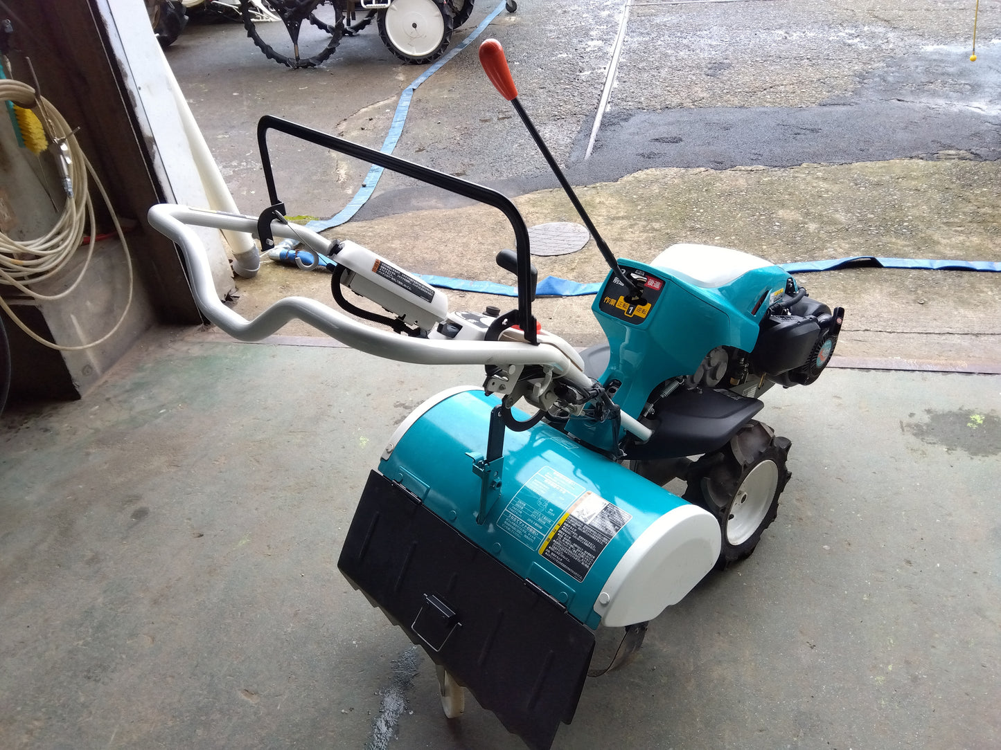 クボタ　中古　耕運機　TRS60