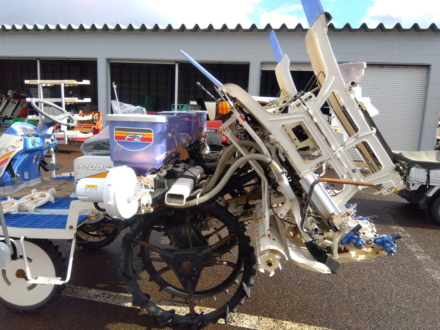 イセキ 中古８条田植機 PZ80D 【ジャンク品】