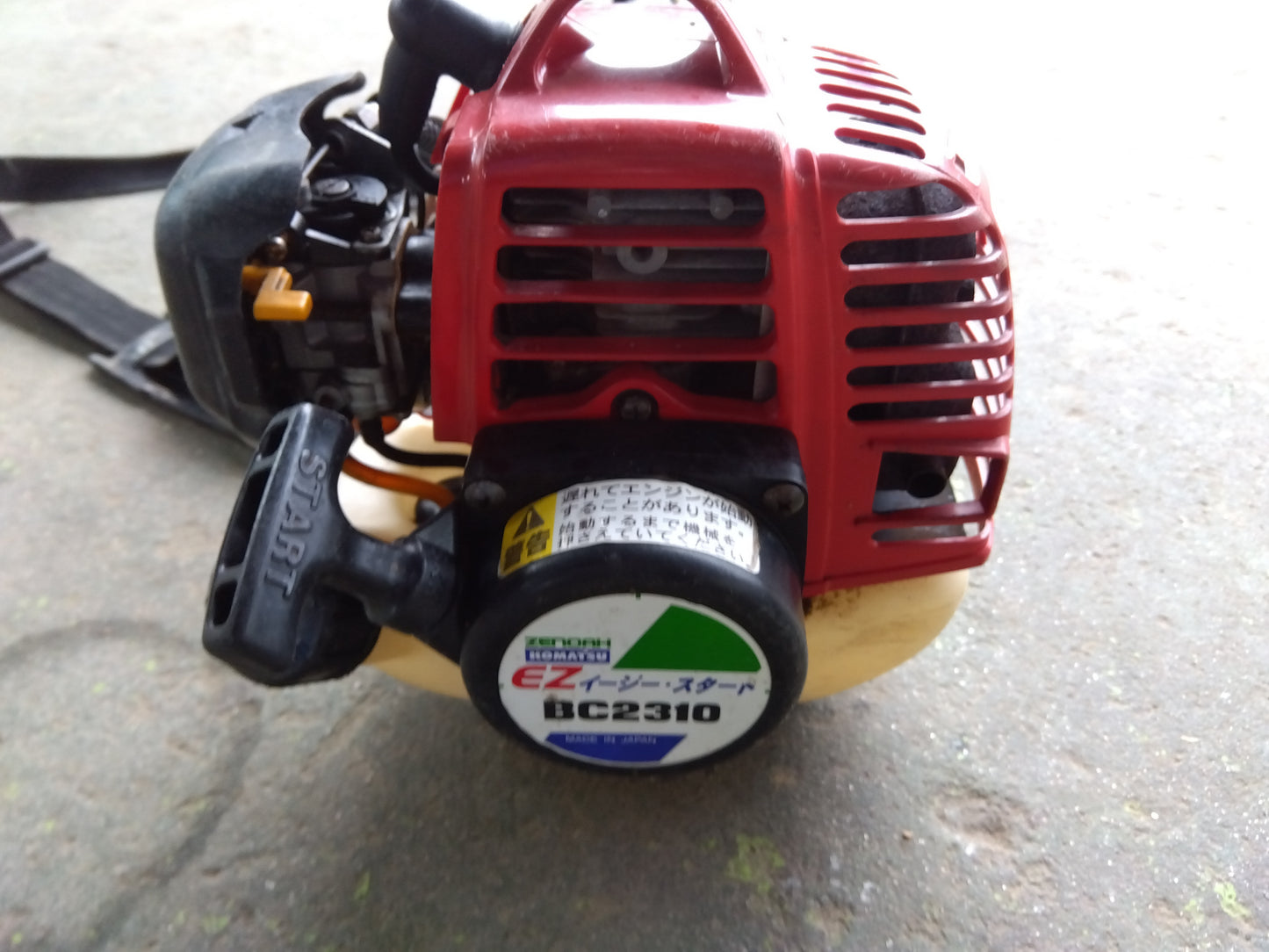 ゼノア　中古　刈払機　BC2310EZ