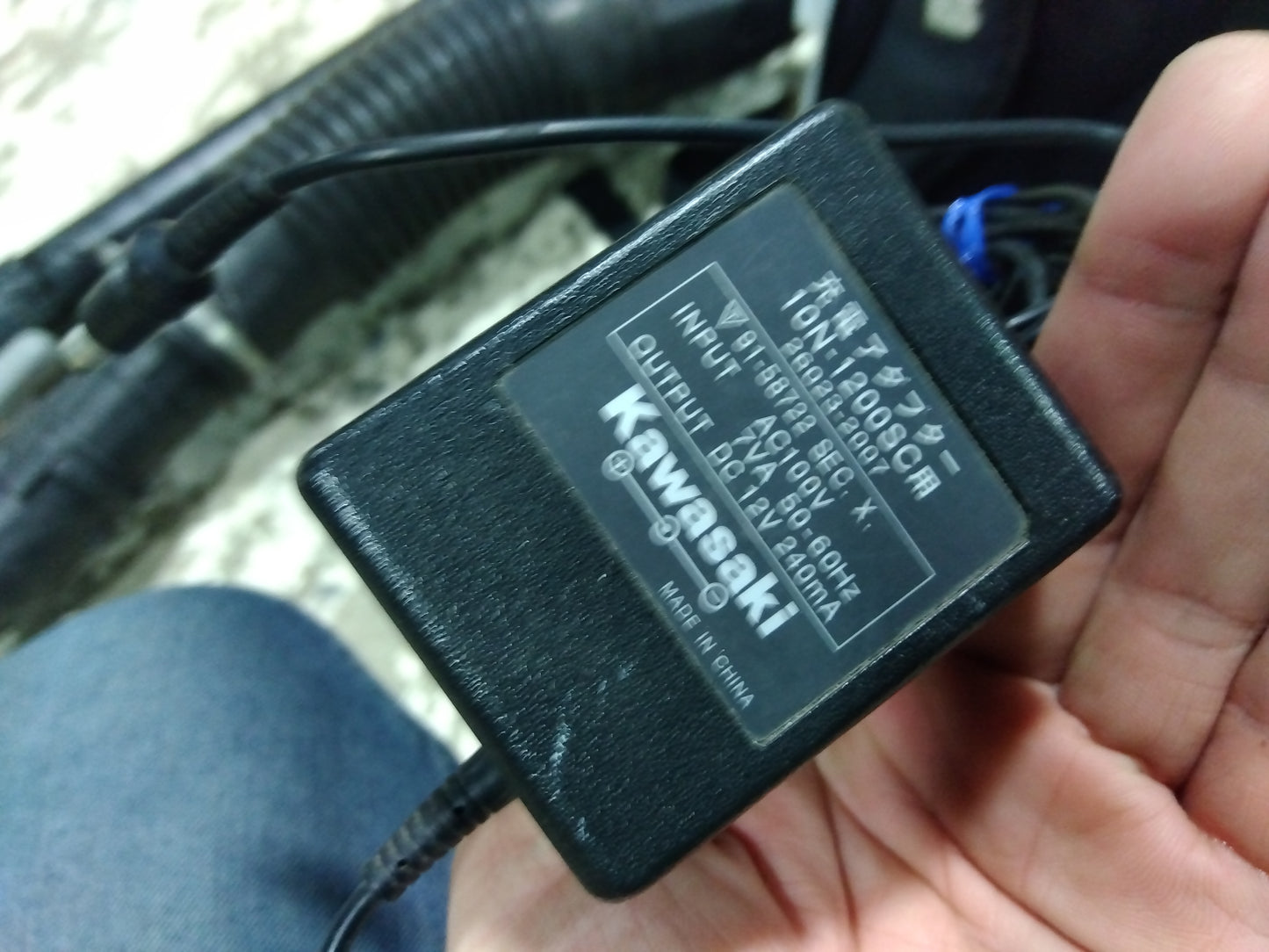 丸山　中古動力散布機　MDJ6000GT-26