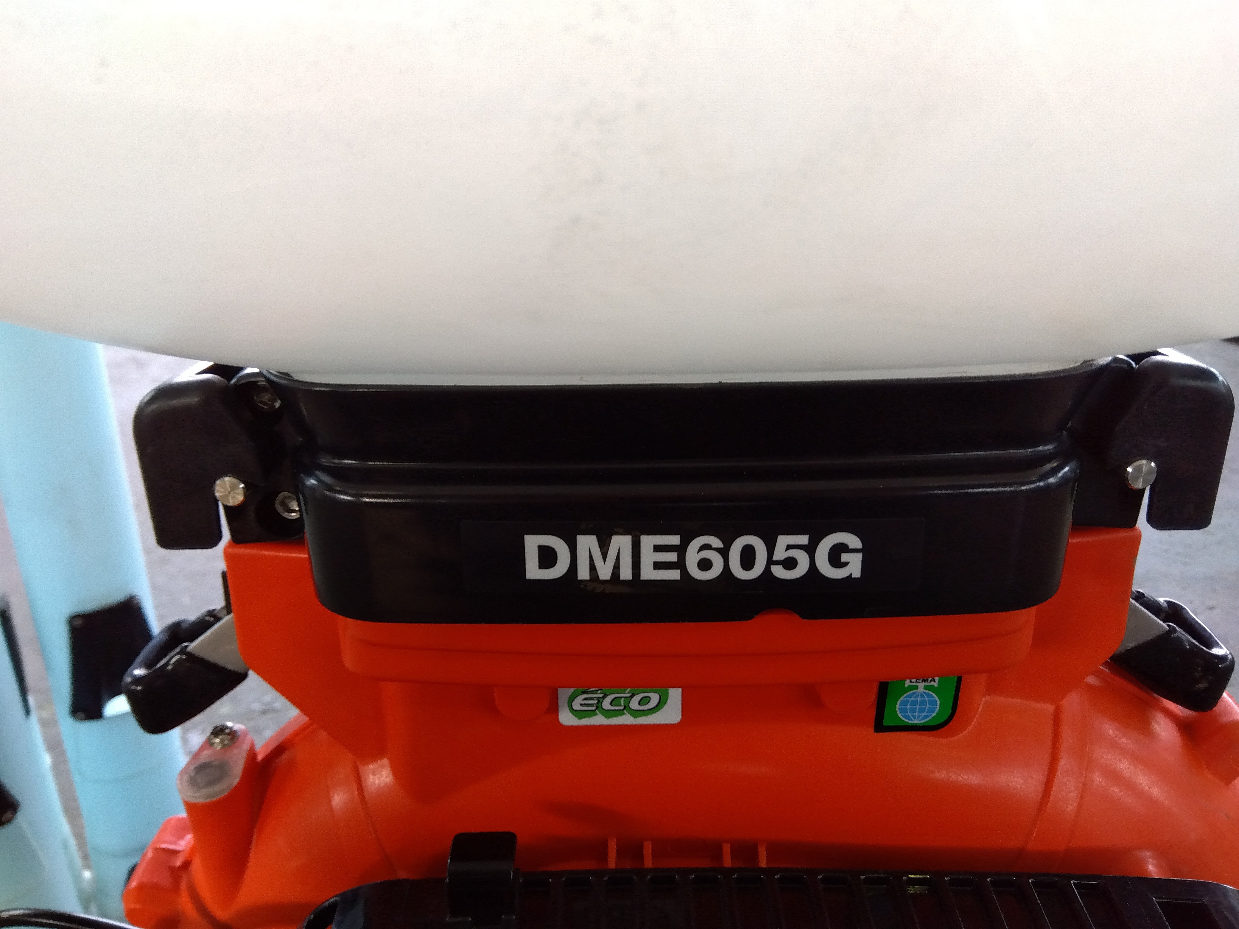 共立 中古 動力散布機 DME605G – 農キング