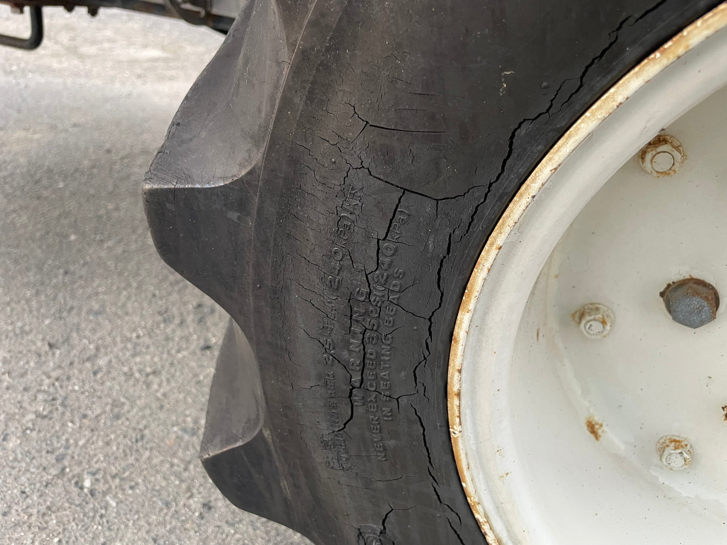 共立　中古　スピードスプレーヤー　1000L　SSV-1081FS