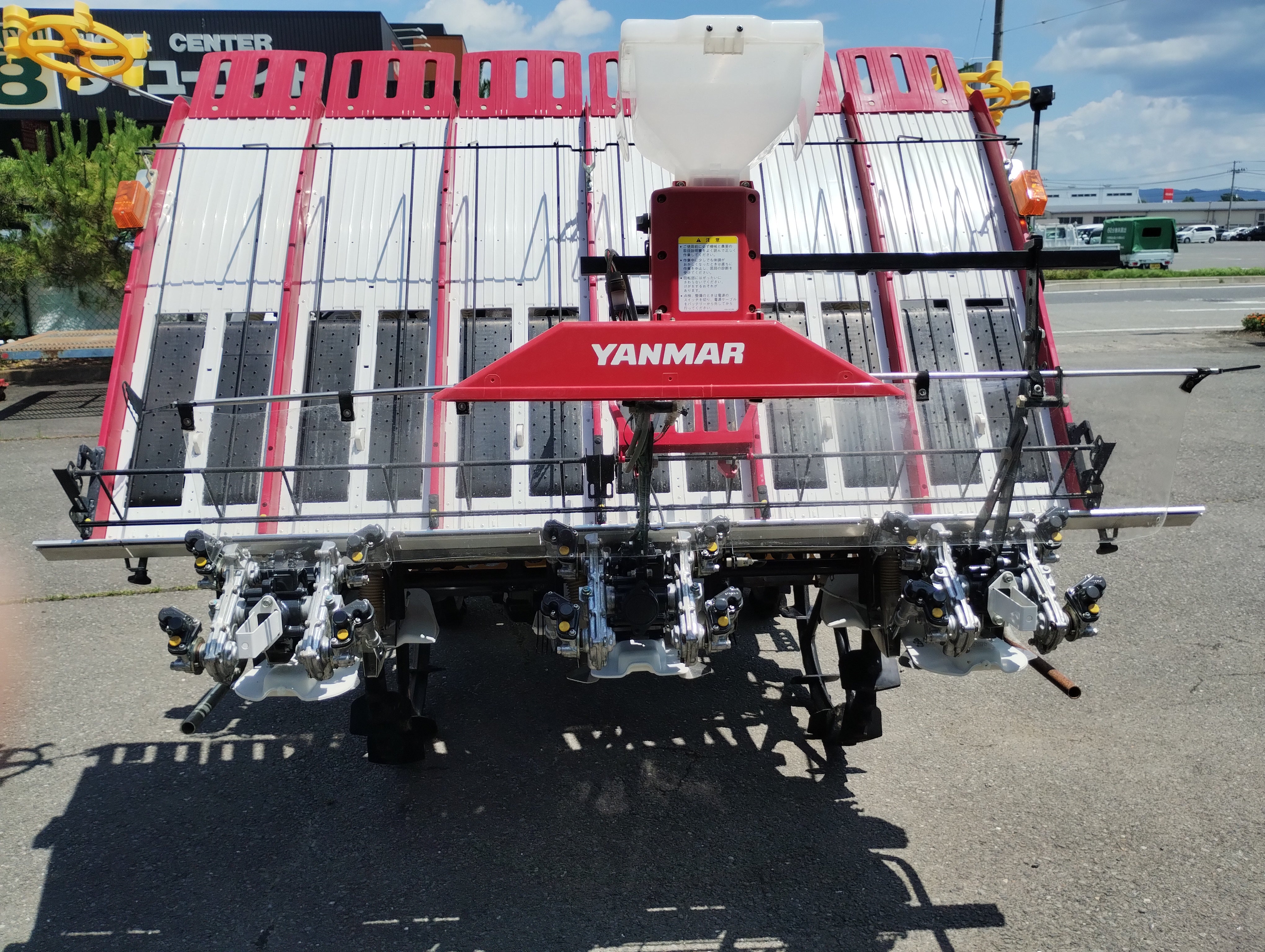 SOLD OUT】ヤンマ YR6D ディーゼル 田植機 湛水直播使用 ST6G 除草剤