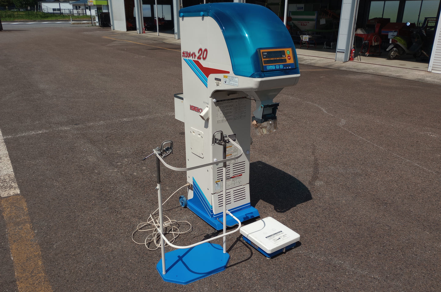 イセキ 自動選別計量機 LTA20 – 農キング