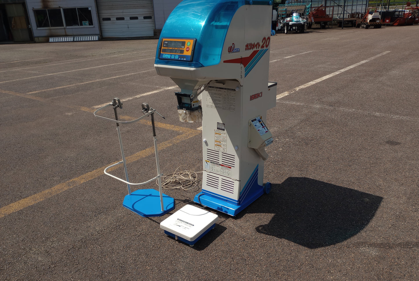 イセキ　自動選別計量機　LTA20