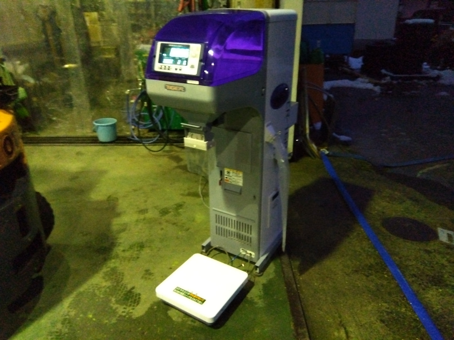 タイガー　中古　選別計量機　CR-16A