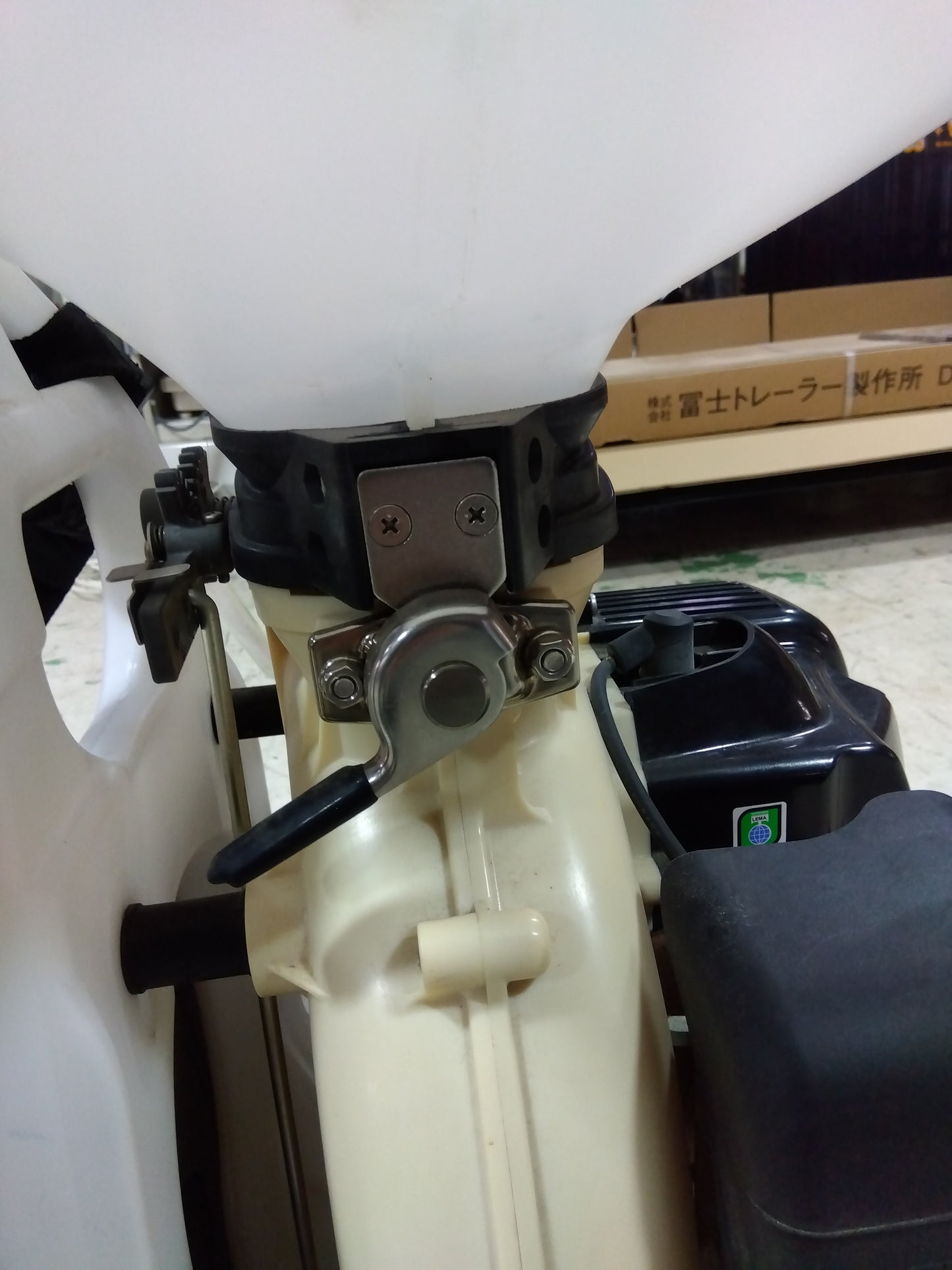 丸山製作所 背負動力散布機 MDJ9000G-30