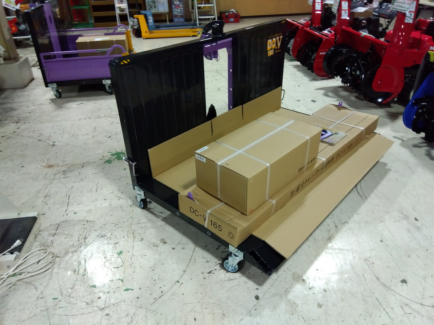 冨士トレーラー　　　中古　整地キャリア　DC-V165-M　（新古品）