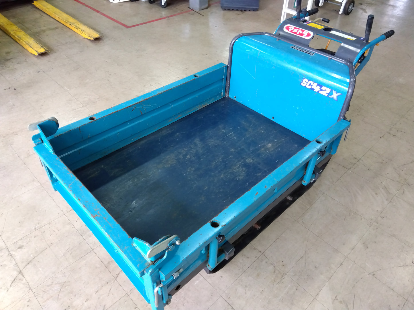 マメトラ　中古　運搬車　リコイルスタート SC42X