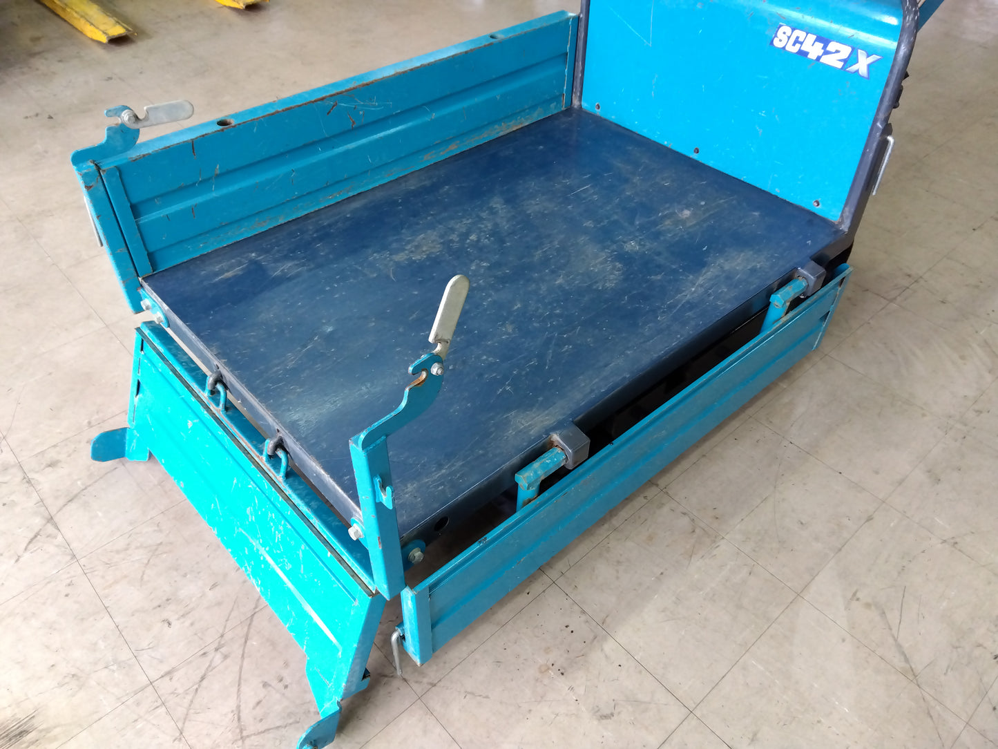 マメトラ　中古　運搬車　リコイルスタート SC42X