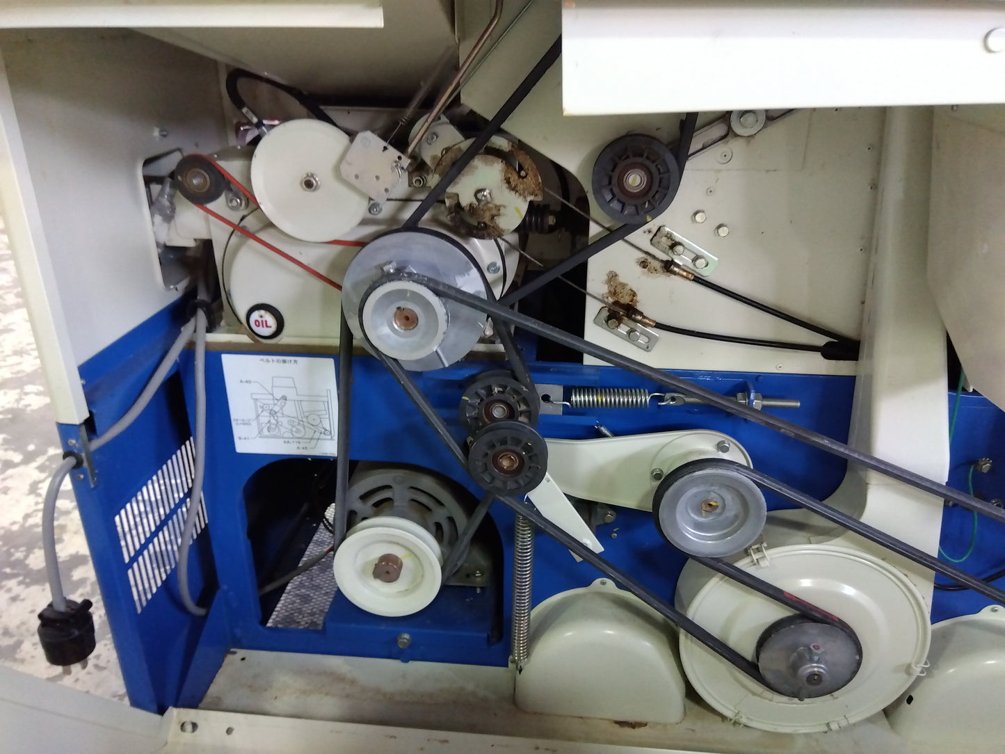 サタケ　籾摺り機　NPS350EAM　①