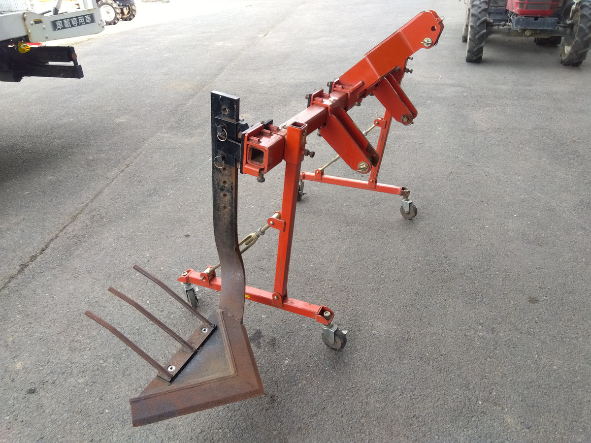 ホクエツ　中古　型式不明　掘取機