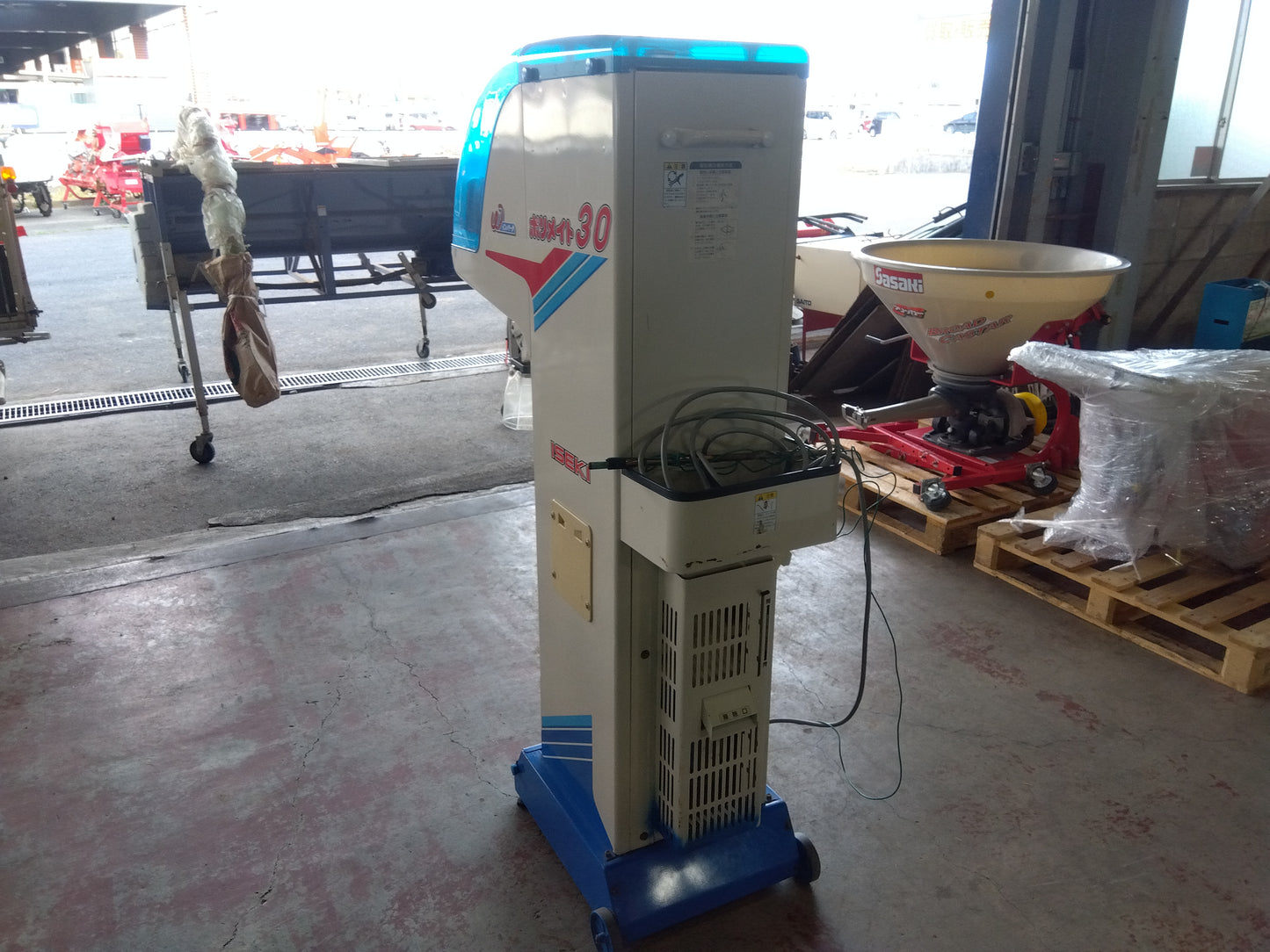 イセキ　中古　選別計量機　LTA30-VAW