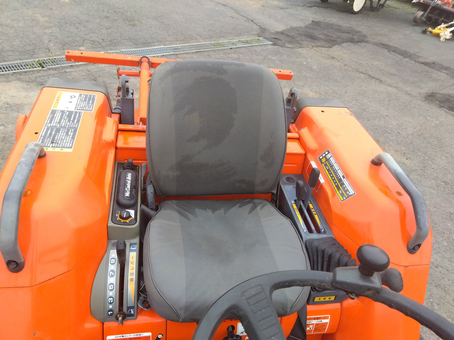 クボタ　中古　トラクター　GL261　27馬力　水平制御