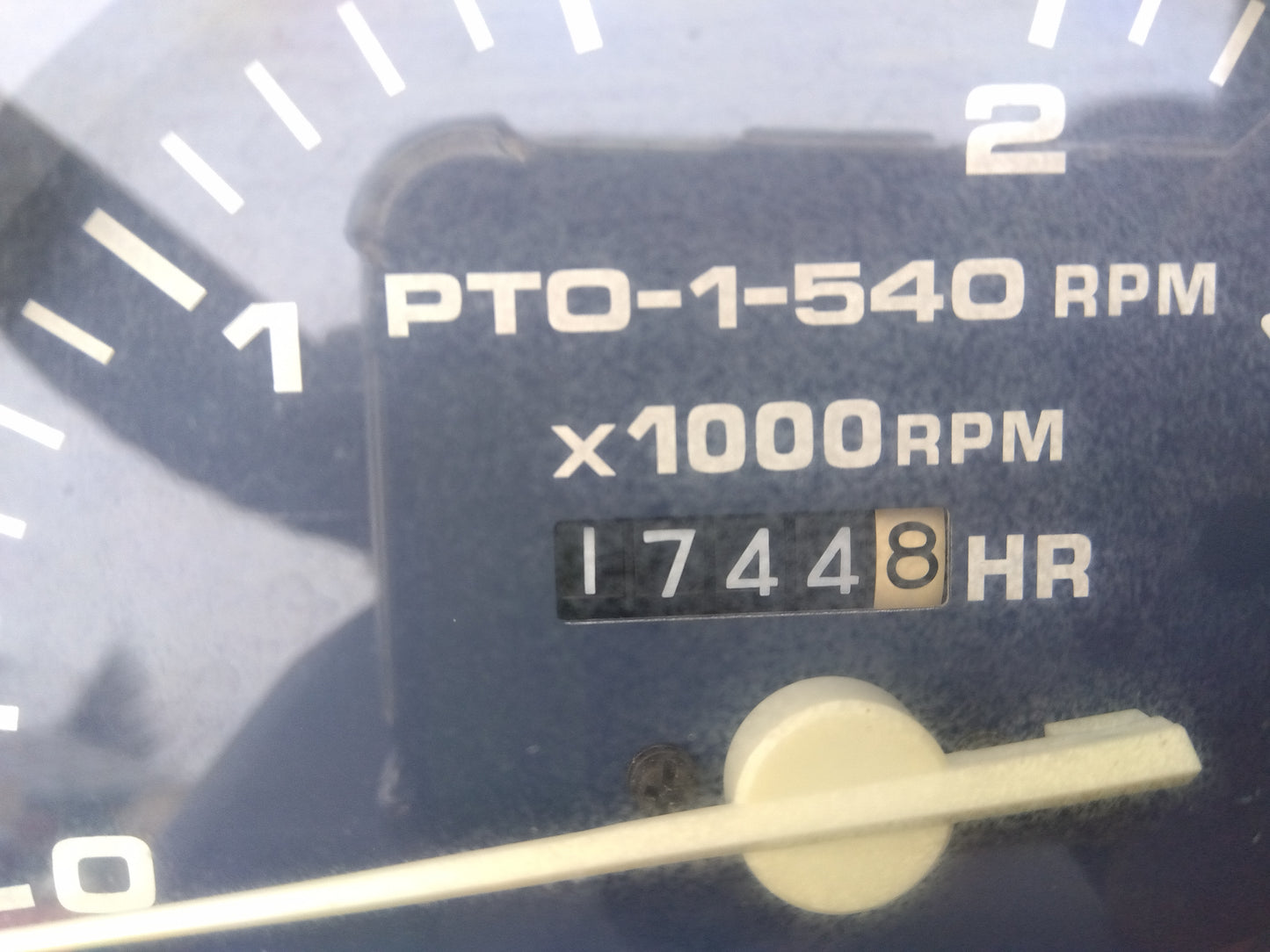 クボタ　中古　トラクター　GL261　27馬力　水平制御