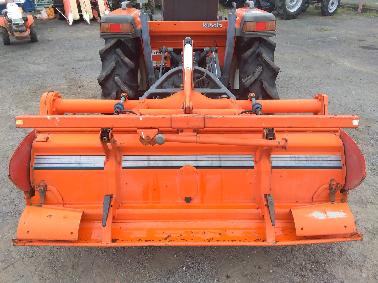 クボタ　中古　トラクター　GL261　27馬力　水平制御