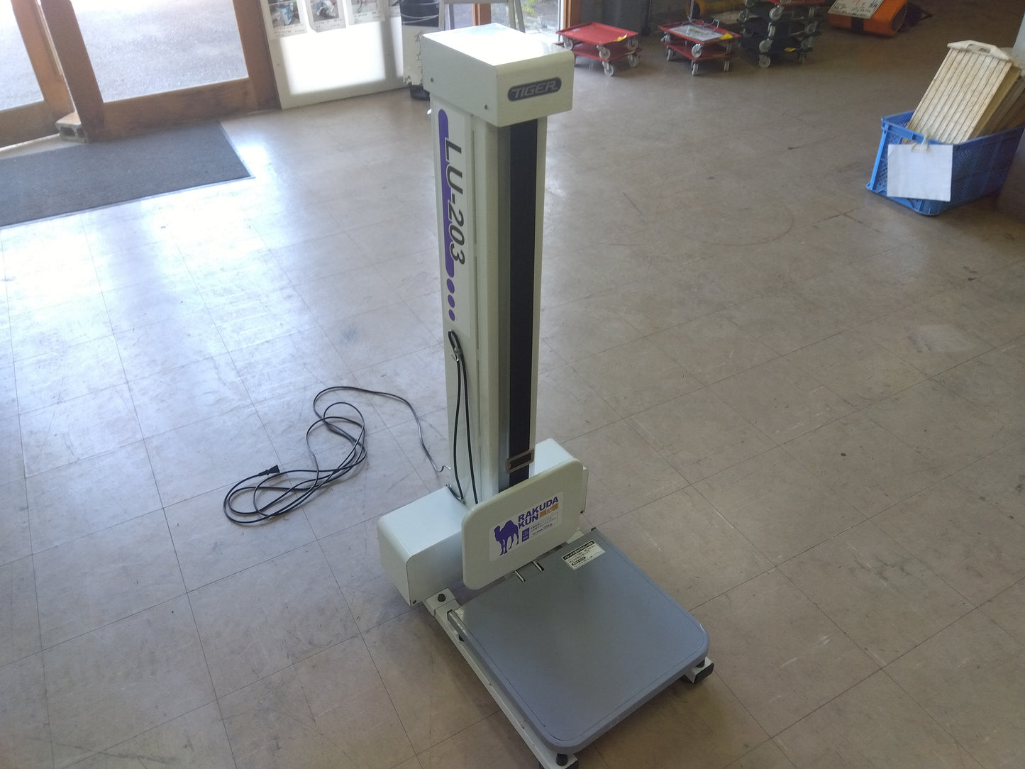 タイガー　中古　昇降機　LU-203　楽だ君