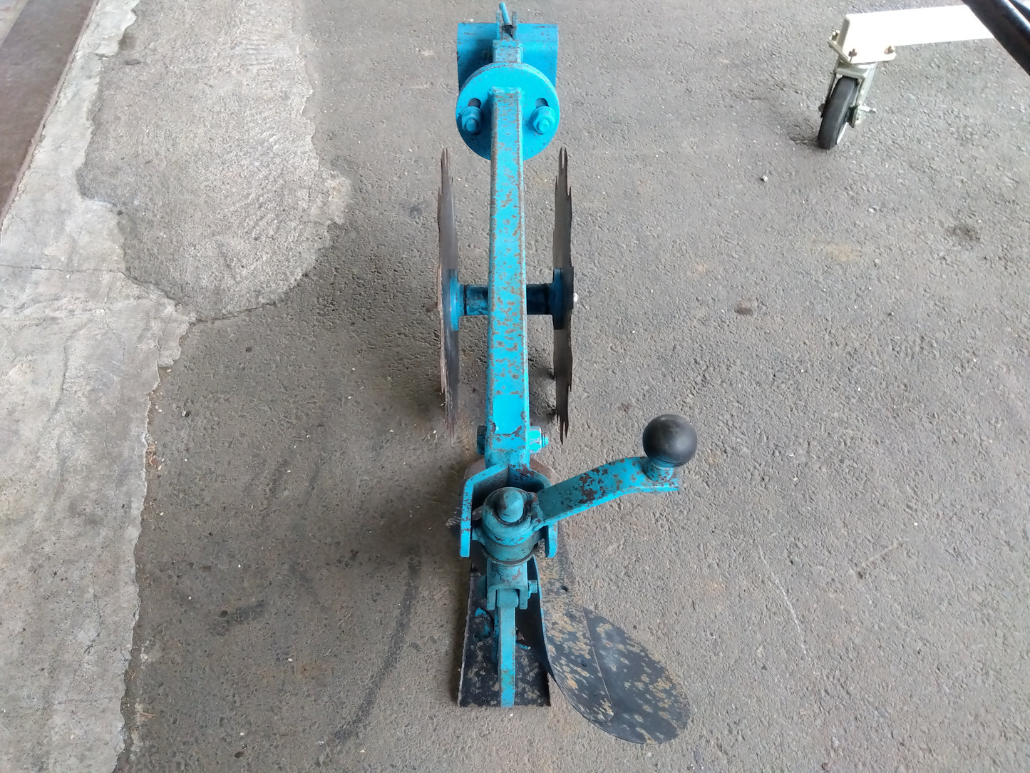 小関　中古　耕耘機用溝切機　ミゾホール