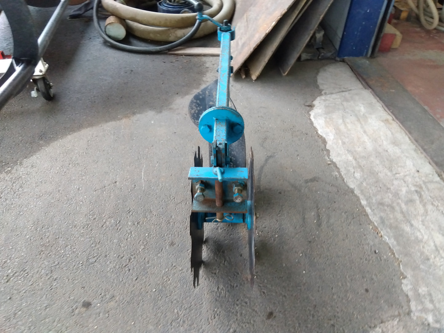 小関　中古　耕耘機用溝切機　ミゾホール