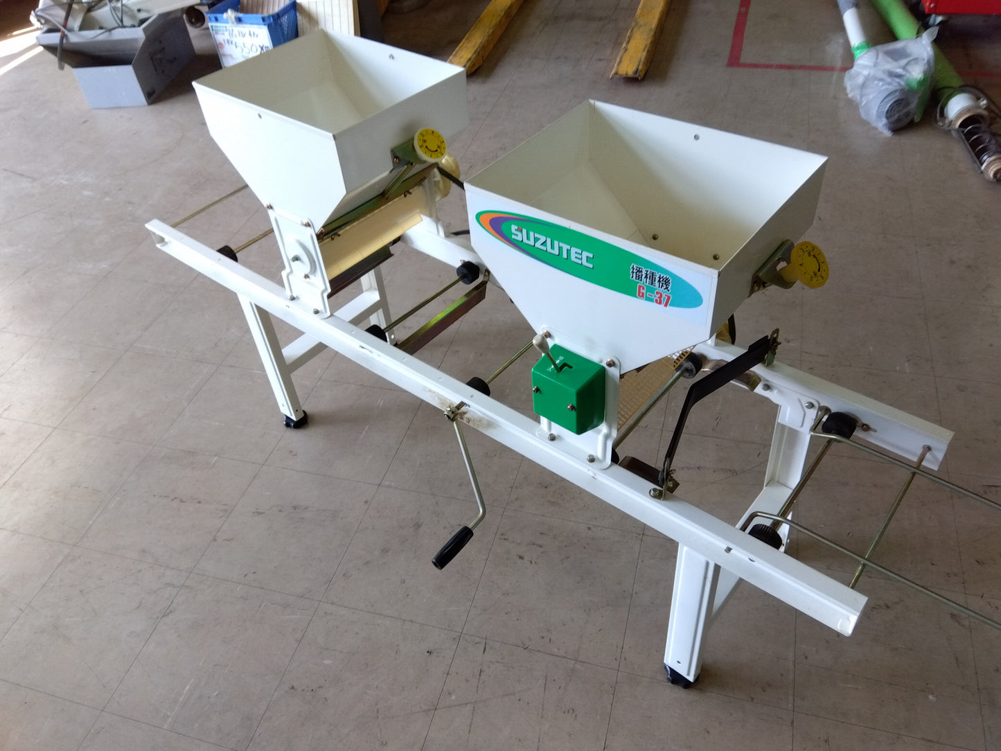 スズテック　中古　播種機　G-37