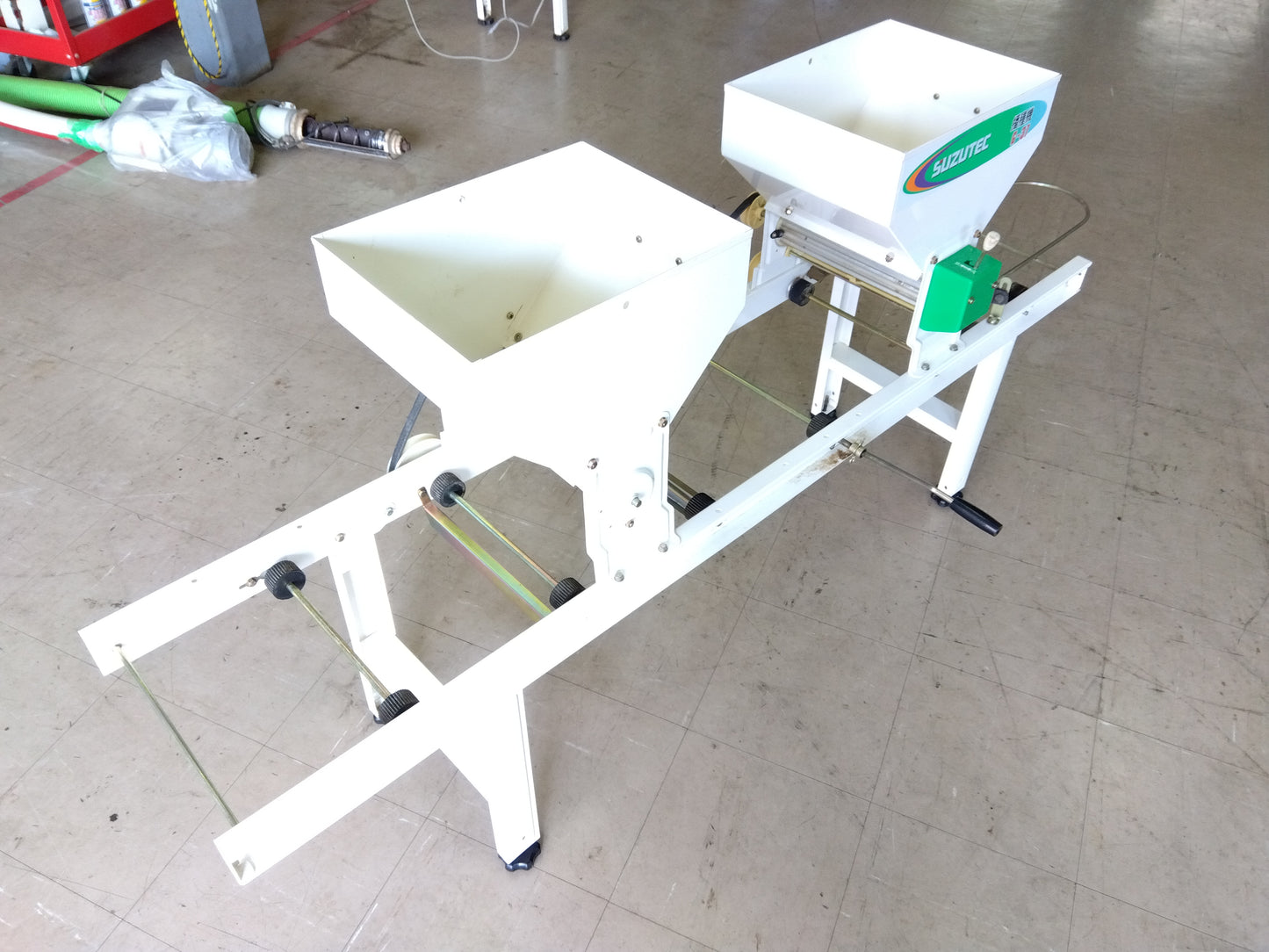 スズテック　中古　播種機　G-37