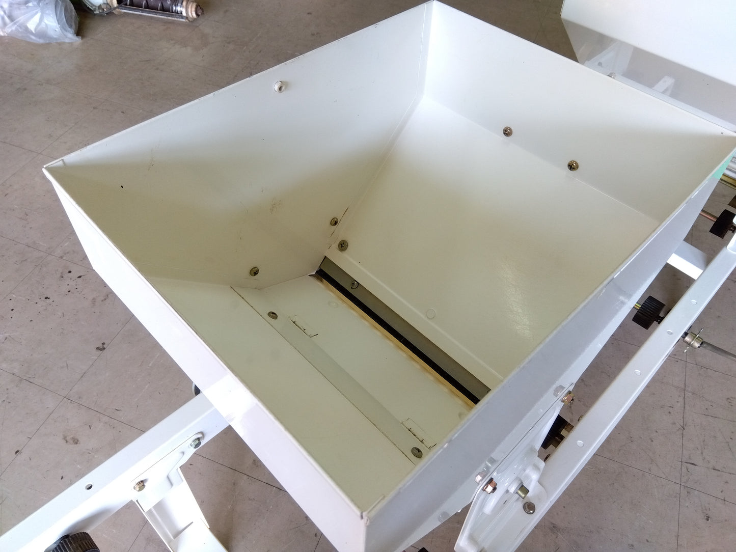 スズテック　中古　播種機　G-37