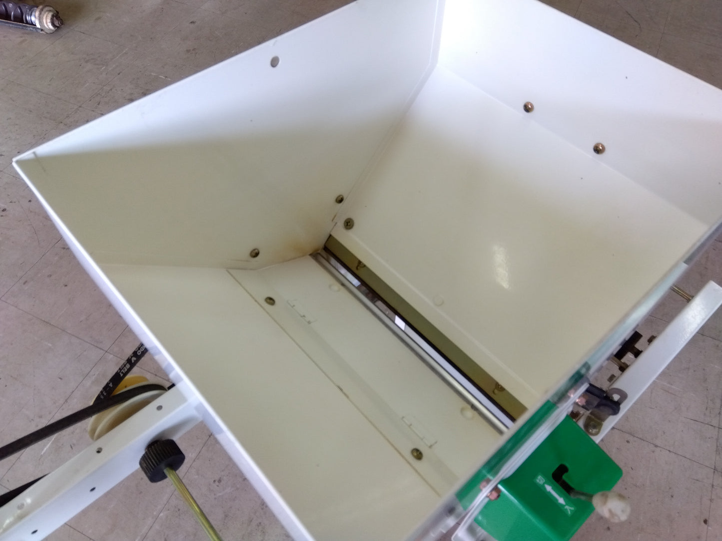 スズテック　中古　播種機　G-37